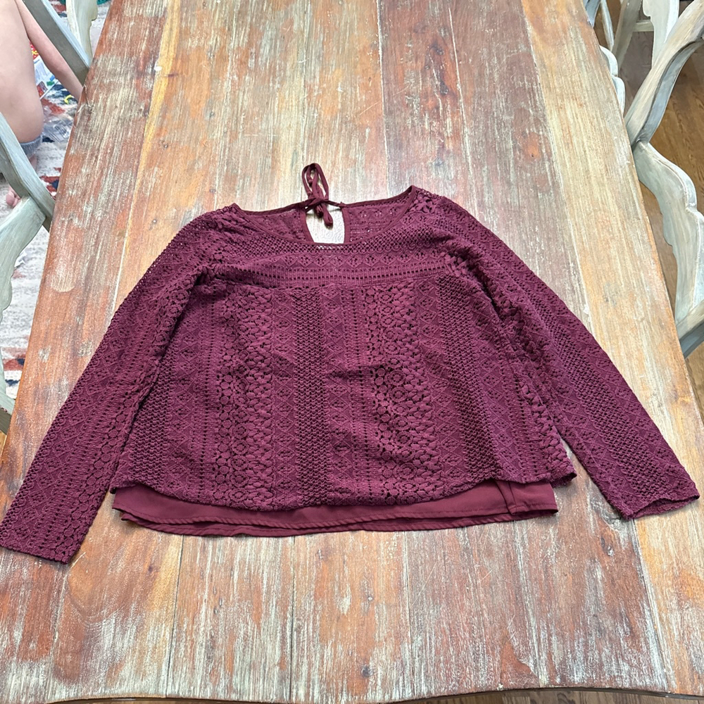 Hollister Burgundy Lace Long Sleeve Tee Small